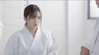 晚上失眠【杨幂】面对镜头前的观众做爱加解说