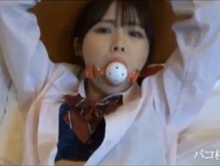 小雪的13又嫩又紧又多水99精品在线视频【9总全国探花】重金明星脸外围模特，白衣大长腿，娇小玲珑惹人怜，气质女神激情四射